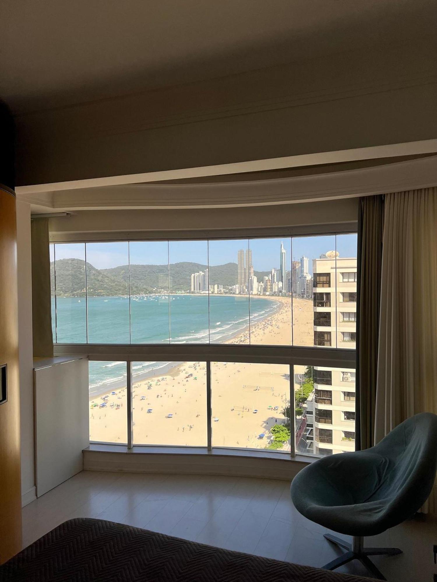 03 Dorm. Frente Mar Apartamento Balneario Camboriu