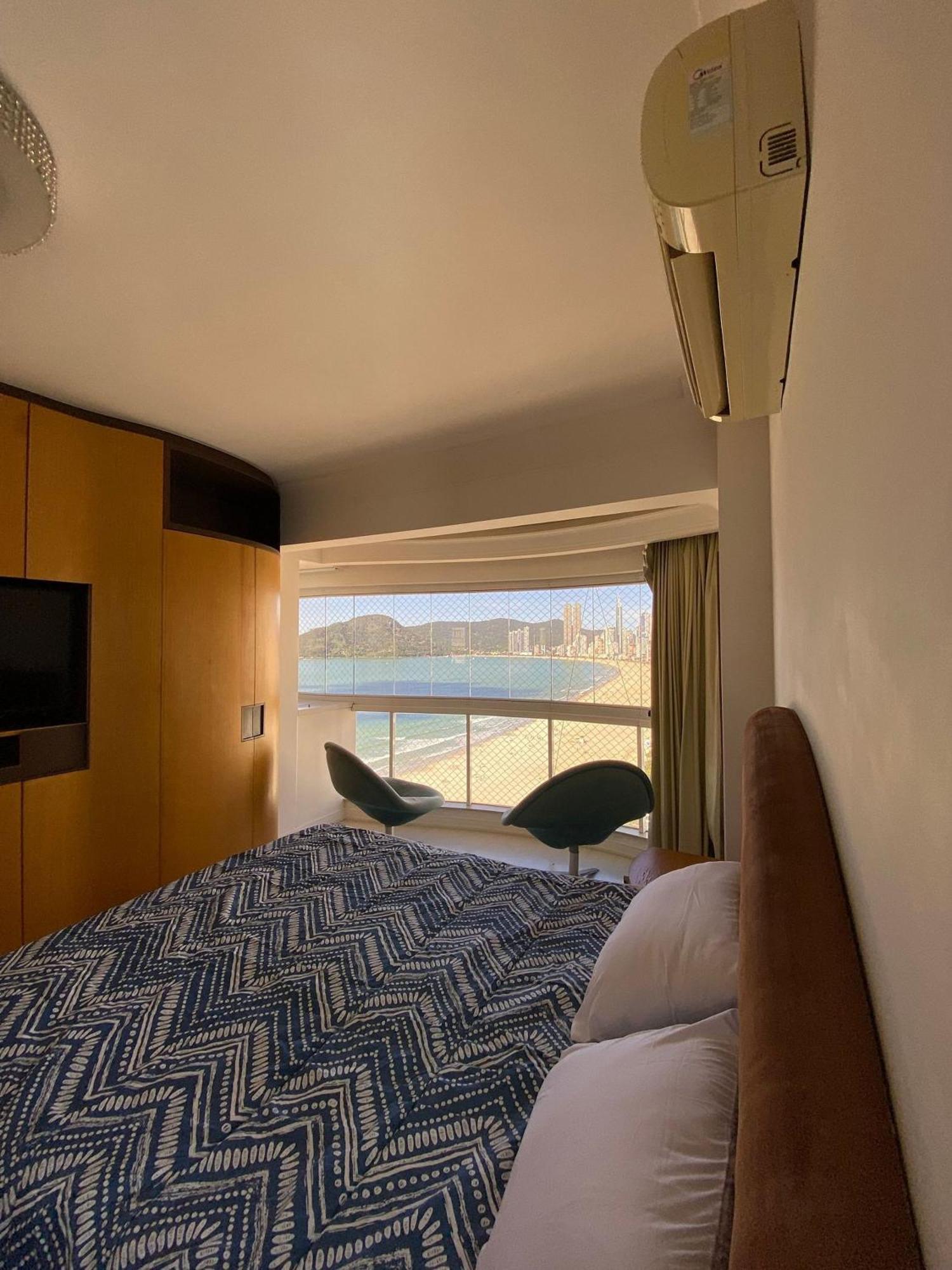 03 Dorm. Frente Mar Apartamento Balneario Camboriu