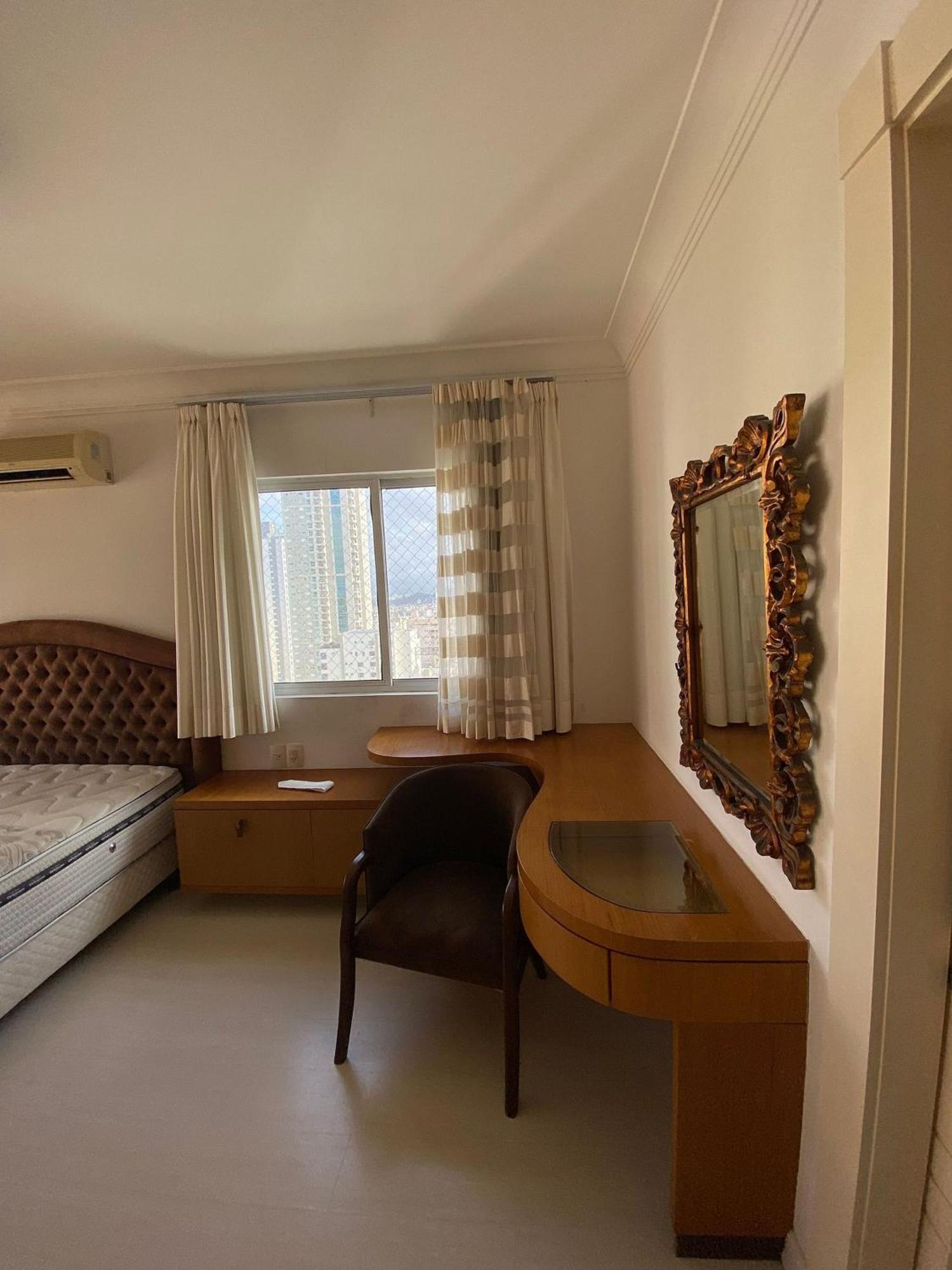 03 Dorm. Frente Mar Balneario Camboriu