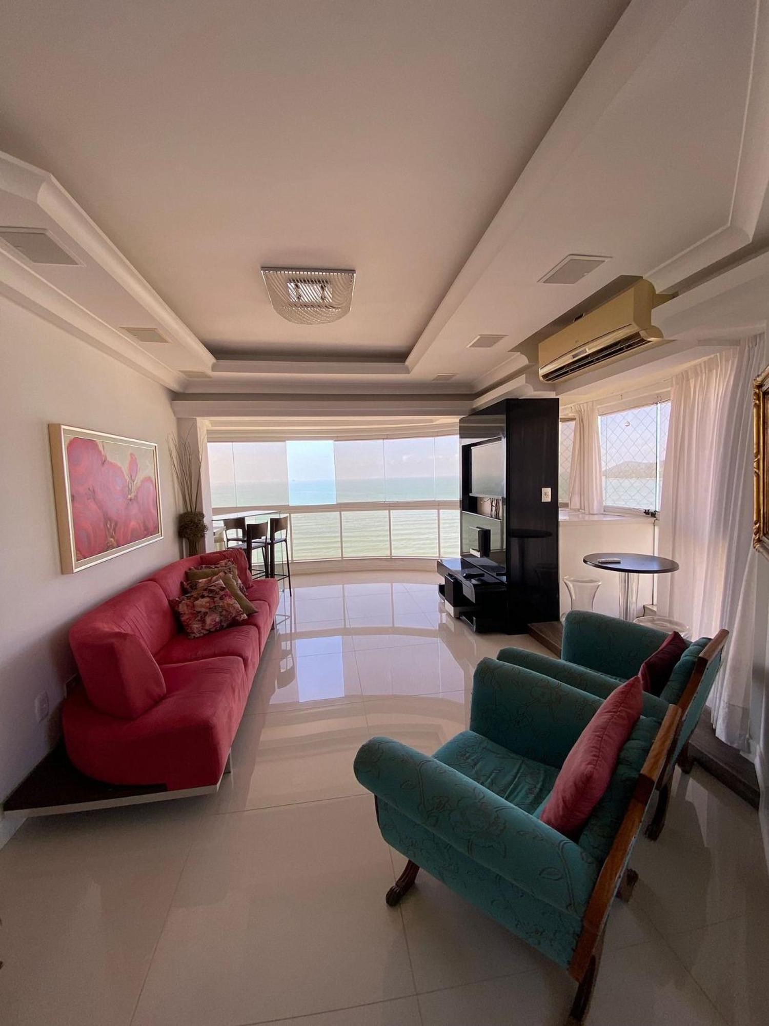 03 Dorm. Frente Mar *