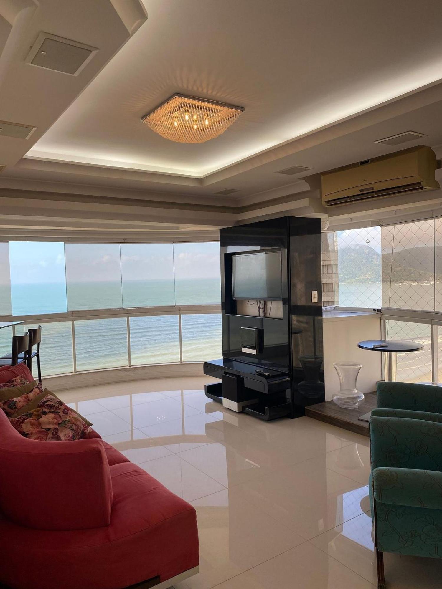 03 Dorm. Frente Mar * Balneario Camboriu